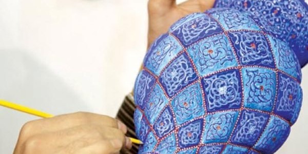 هدف تبدیل صنایع دستی به کالای سرمایه ای است مدیر مجموعه هنری سلام که به برگزاری نمایشگاه های صنایع دستی در کشورهای مختلف می پردازد گفت: یکی از عمده هدف [&hellip;]